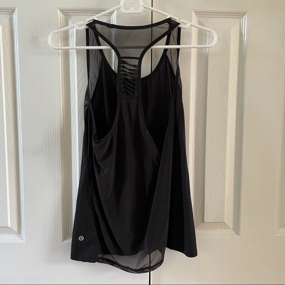 Lululemon black mesh tank (women’s size 6)
